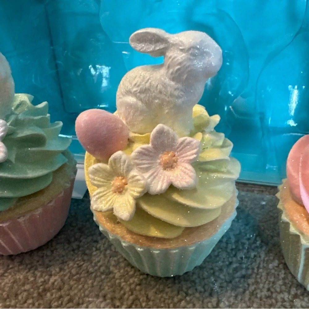 MARTHA STEWART Pastel Easter Bunny Faux Cupcakes Tier Tray Decor